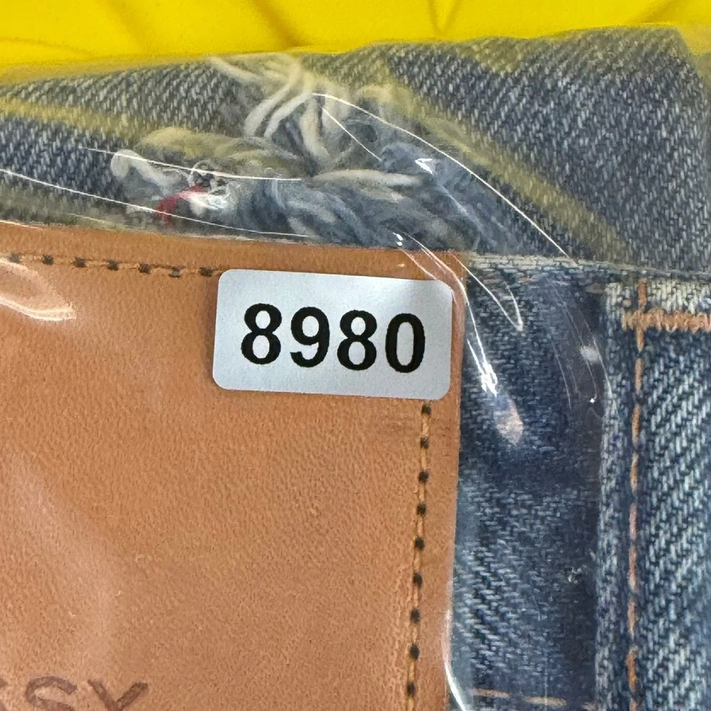 Moussy Vintage Slim Straight Distressed Medium Wash Button Fly Jeans Size 25